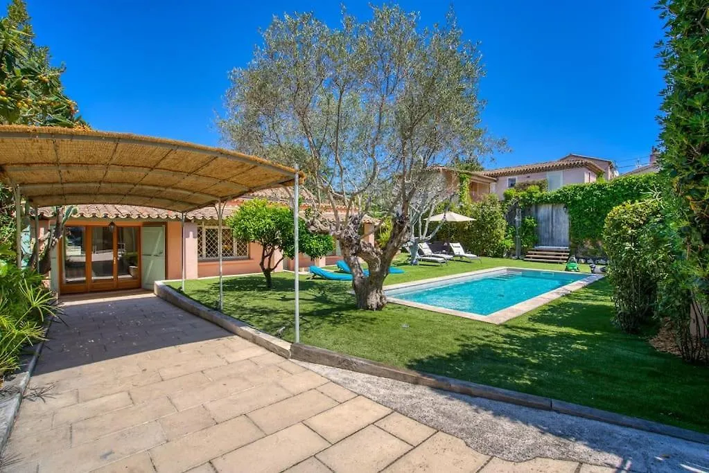 Villa Avec Piscine Dans Le Centre Ville Saint-Tropez France