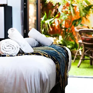  Séjour chez l'habitant Tropez Centre, Chambre Lou Pitchoun Pour 2